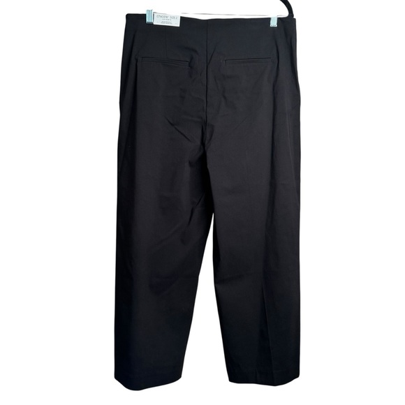 NWT Chicos Wide Legged Cropped Sailor Pants Juliet So Slimming 12 Black A6 - Picture 2 of 10
